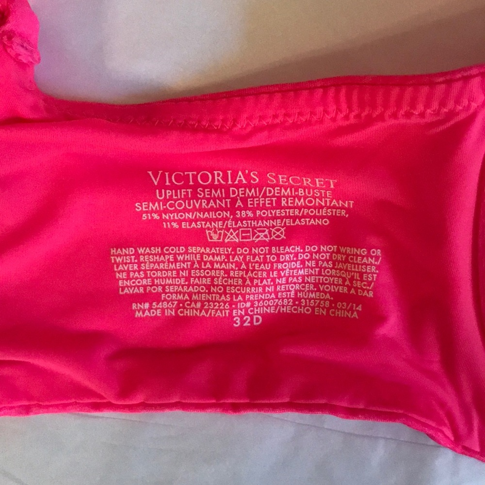 32D Victoria’s Secret Semi-Demi Bra - Picture 4 of 5